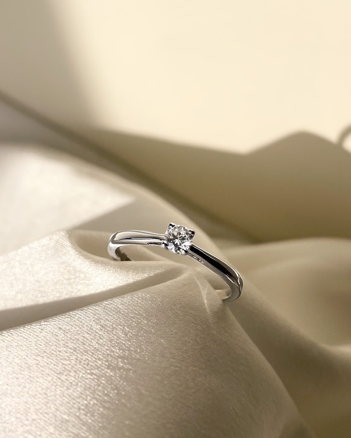 Ring Olivia 0,20 ct. Weißgold