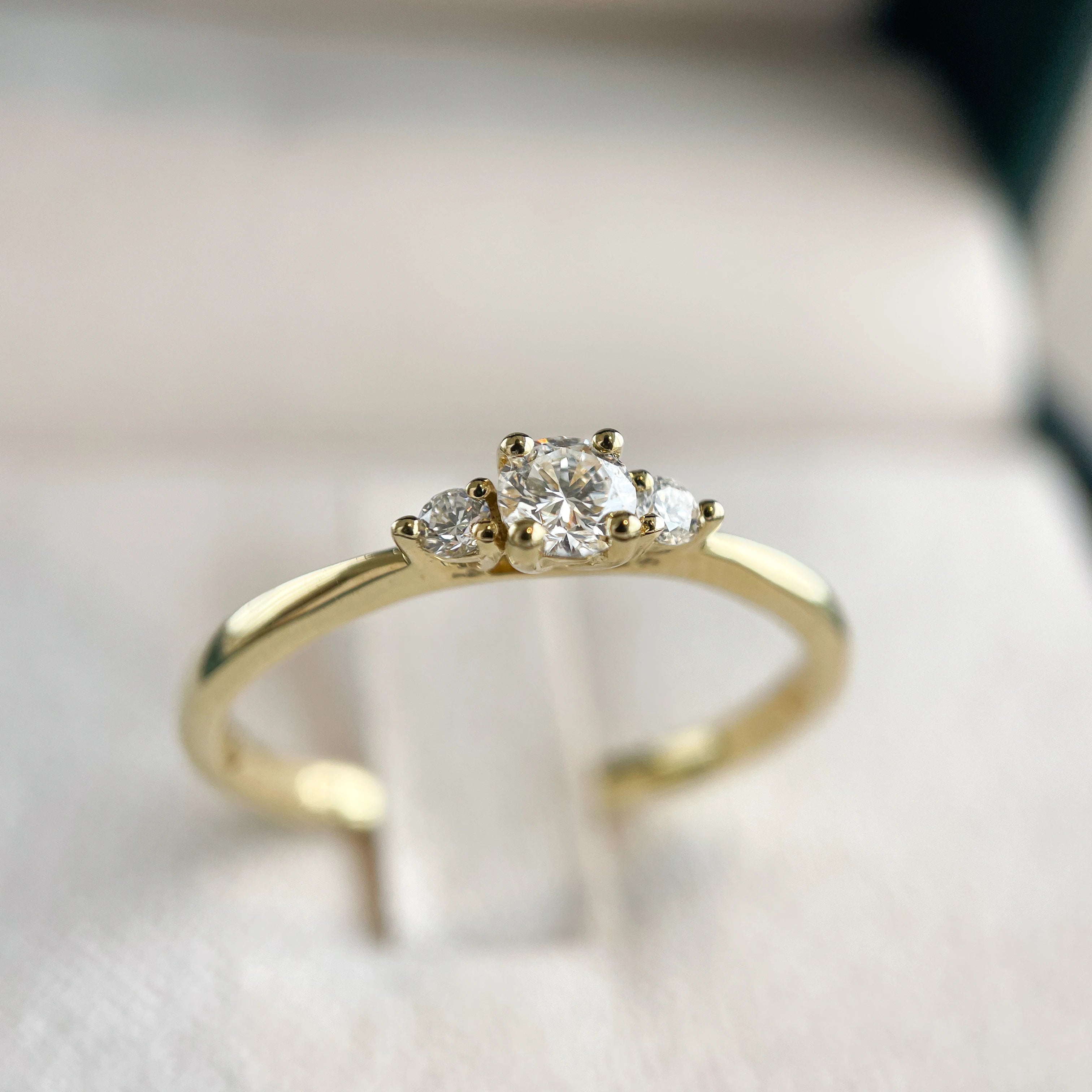Ring Alix 0,20 ct. Gelbgold